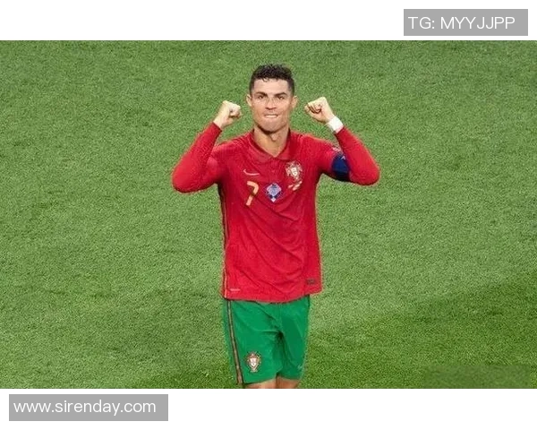 足球明星健美体形展现运动魅力与风采的精彩瞬间 足球明星健美体形展现运动魅力与风采的精彩瞬间